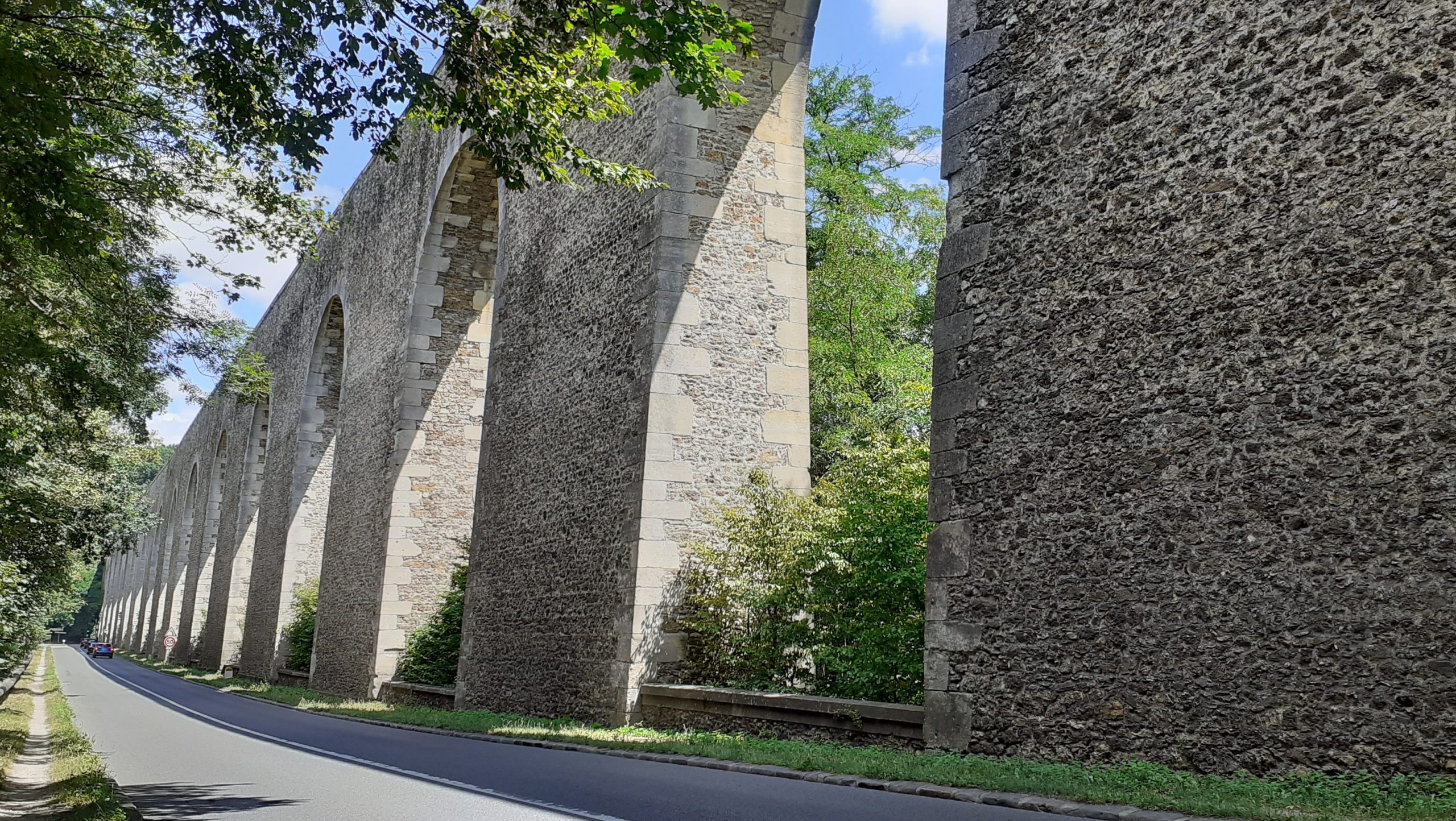 Les arcades de l'aqueduc